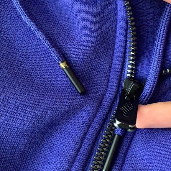 Nike half zip sweatshirt!! - Picture 6 of 6